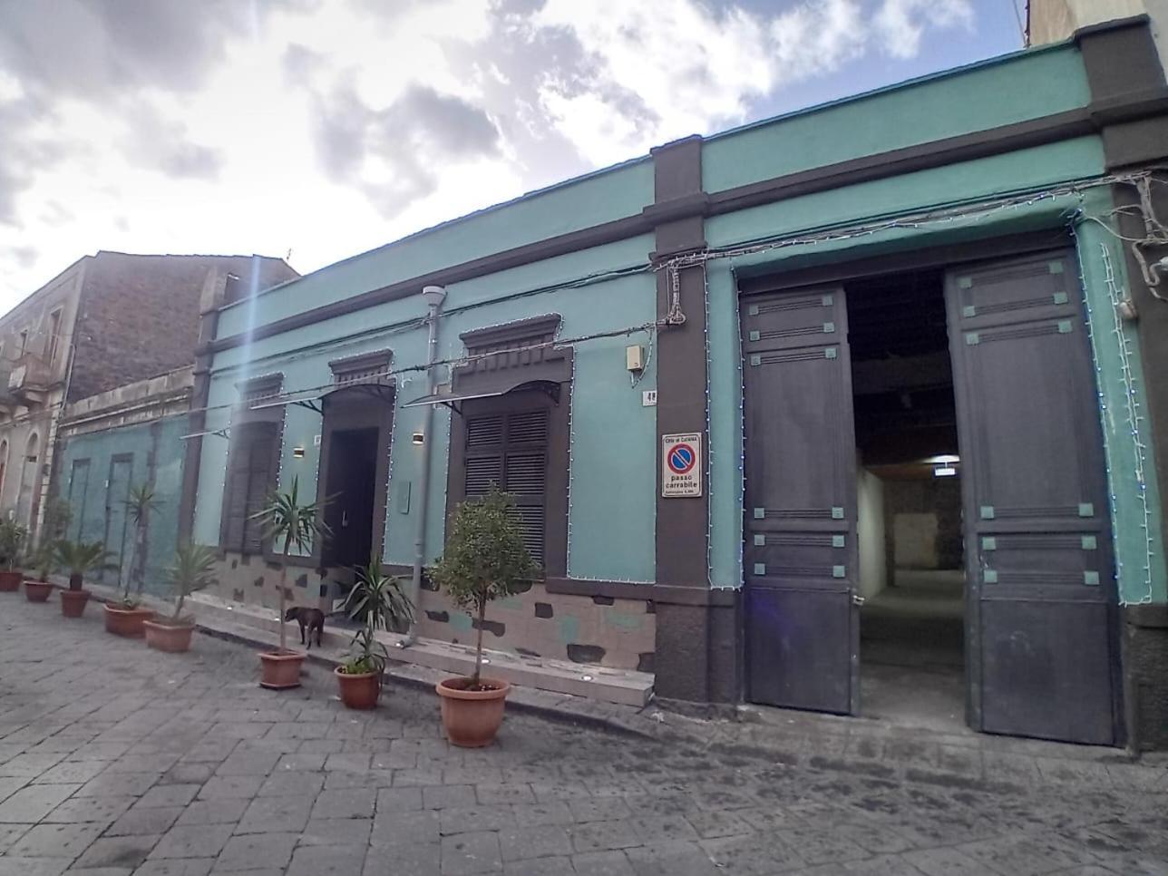 Porta Garibaldi 1 Hotel Catania Bagian luar foto
